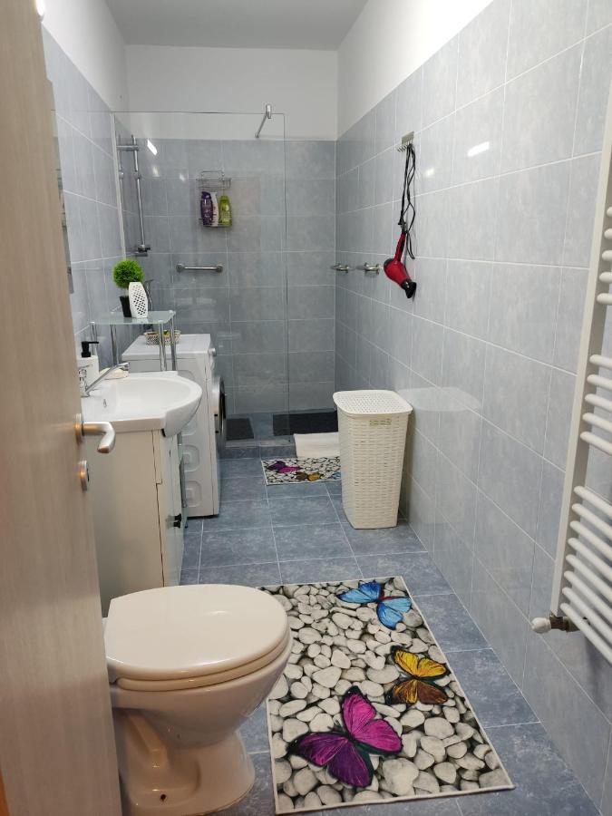 Cozy Apartment In Rasnov Ngoại thất bức ảnh