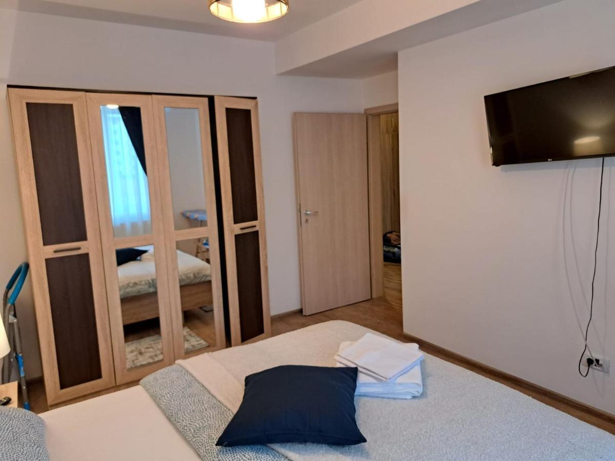 Cozy Apartment In Rasnov Ngoại thất bức ảnh